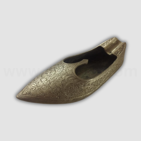 Ashtray Antique Home and Office Decor Peetal Brass